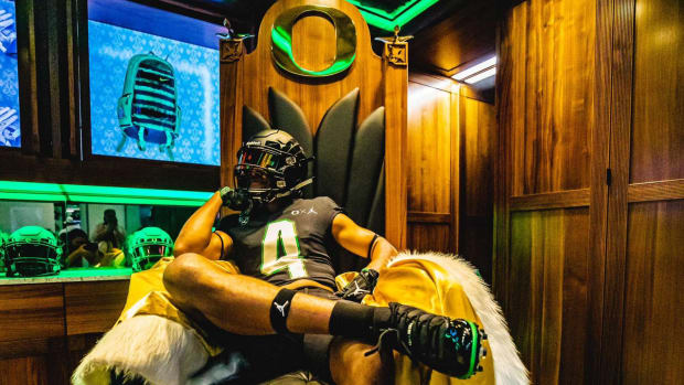 Darrius Clemons Oregon Visit